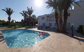 Argaka Palm Tree Apts
